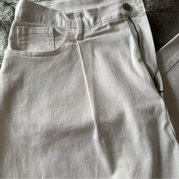 Banana Republic Wide Leg White Denim Pants - Picture 4 of 8